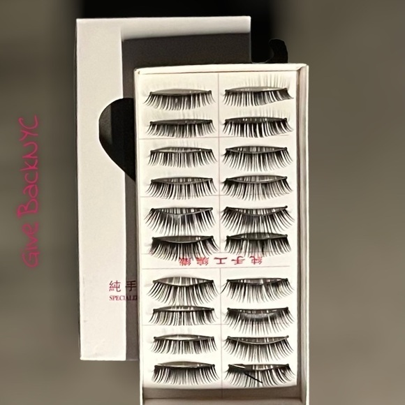 10 Pairs Long Cross Eyelashes - Picture 3 of 4